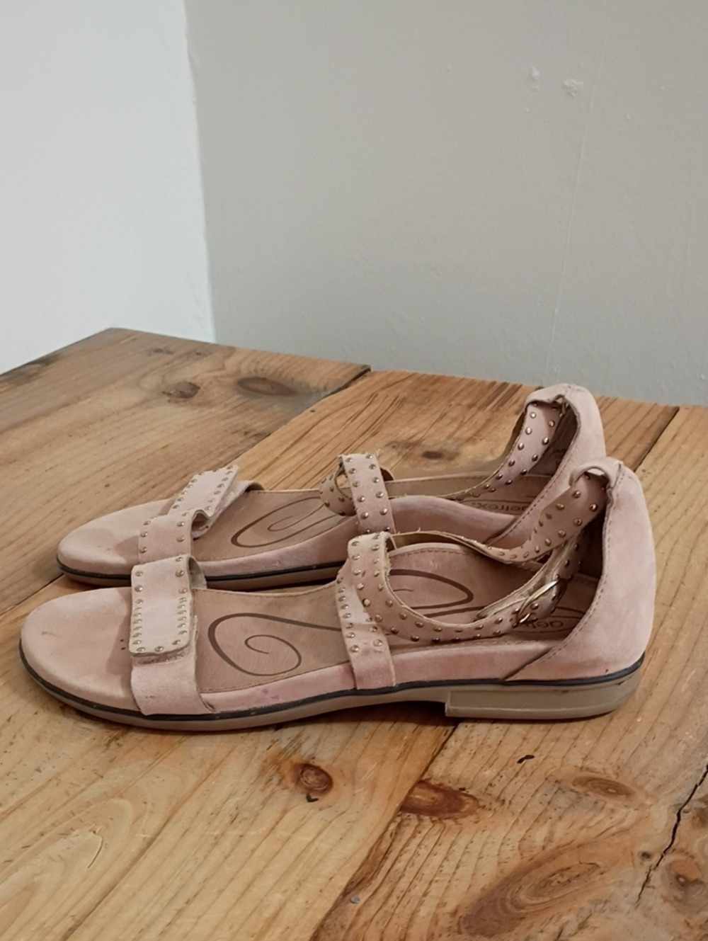 Aetrex Brenda Beaded Pink Suede Adjustable Cross Cross Sandals Size 39 - Picture 10 of 10